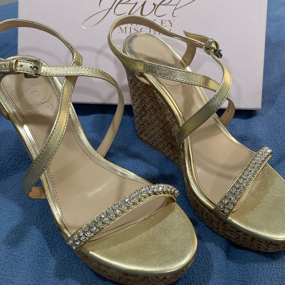 Badgley Mischka gold wedges